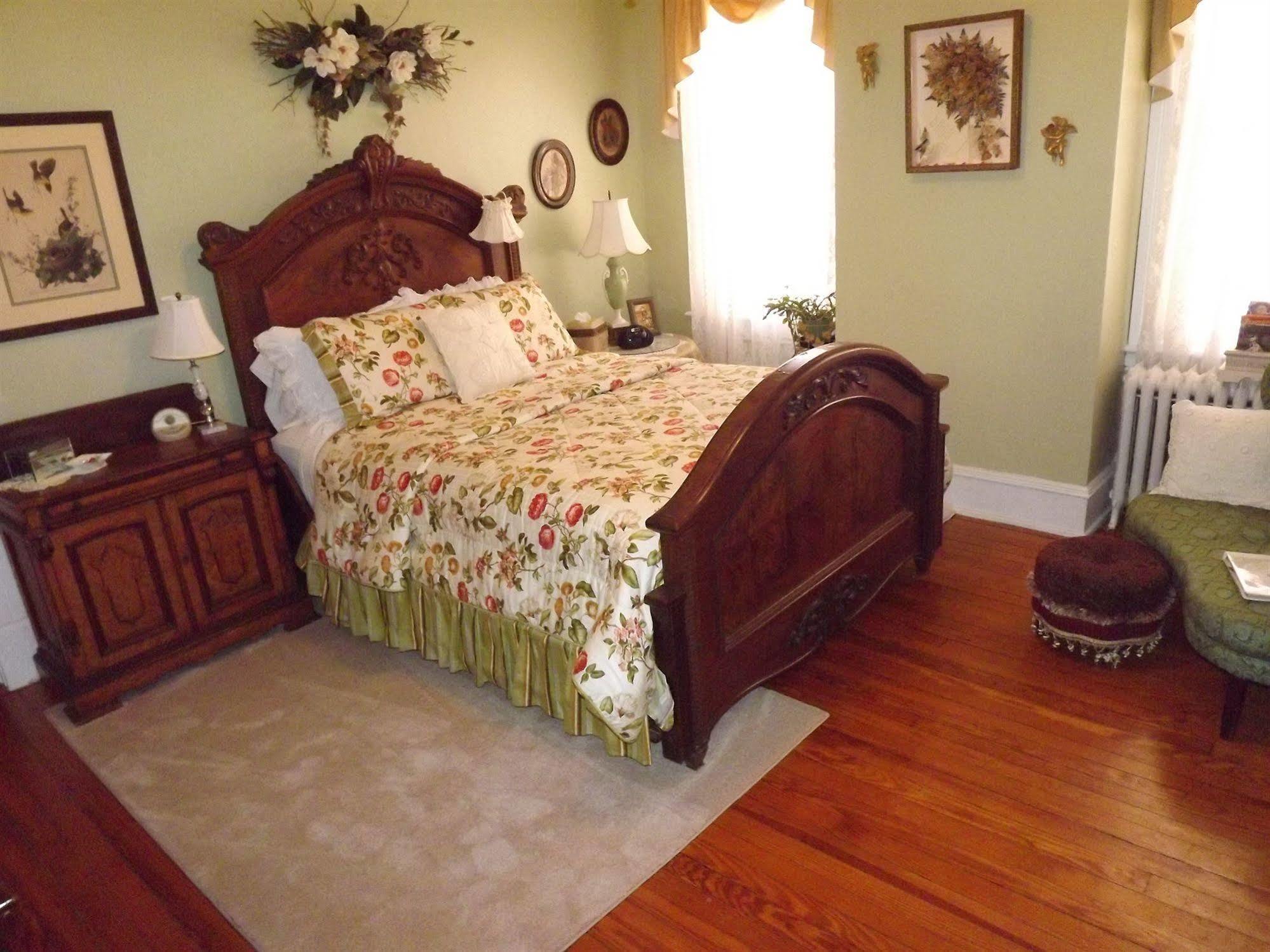 Belle Hearth Bed And Breakfast Waynesboro Exterior foto