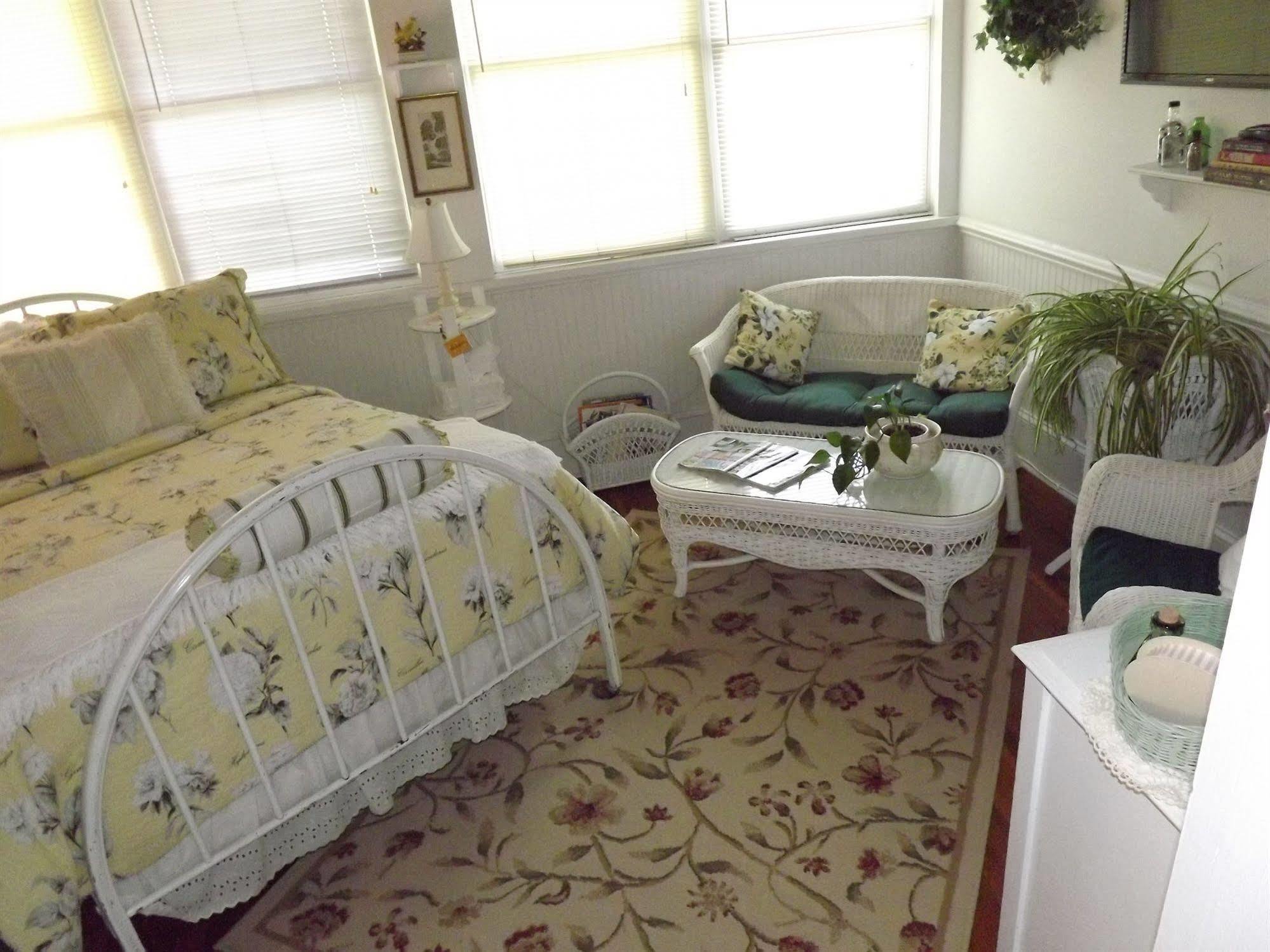 Belle Hearth Bed And Breakfast Waynesboro Exterior foto
